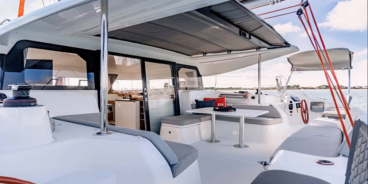 Аренда катамарана Excess 11 на Пхукете | Extremalov Group